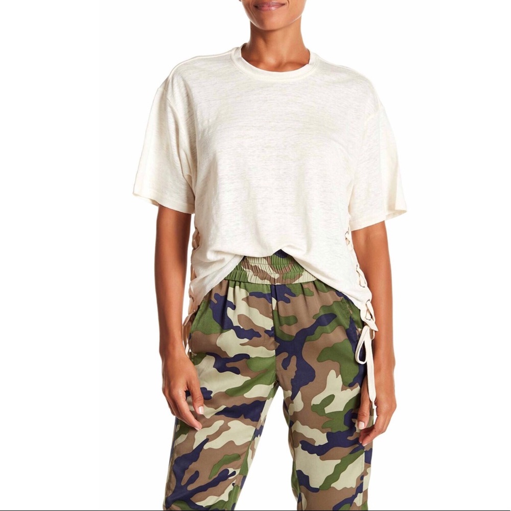 KENDALL & KYLIE Lace Up Boxy Tee Ecru Small NWT - Picture 1 of 8